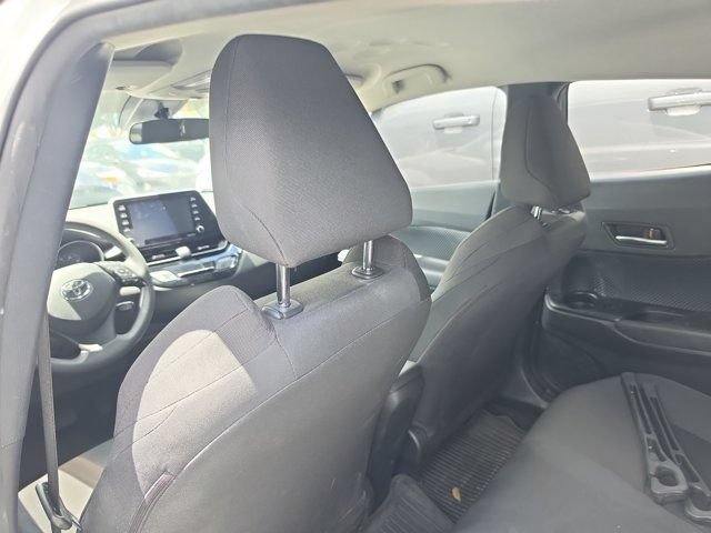 Used 2020 Toyota C-HR LE FWD image 12