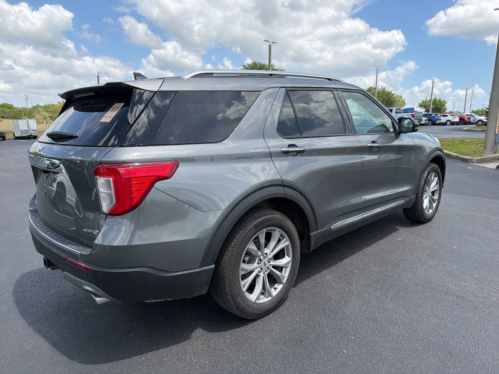 Certified 2023 Ford Explorer Limited w/ Limited Technology Package image 6
