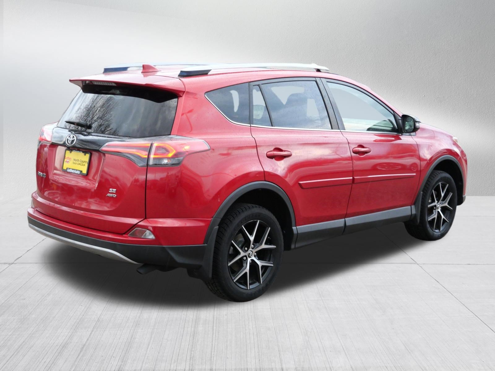 Used 2017 Toyota RAV4 SE w/ Power Special Value Package AWD/4WD image 7