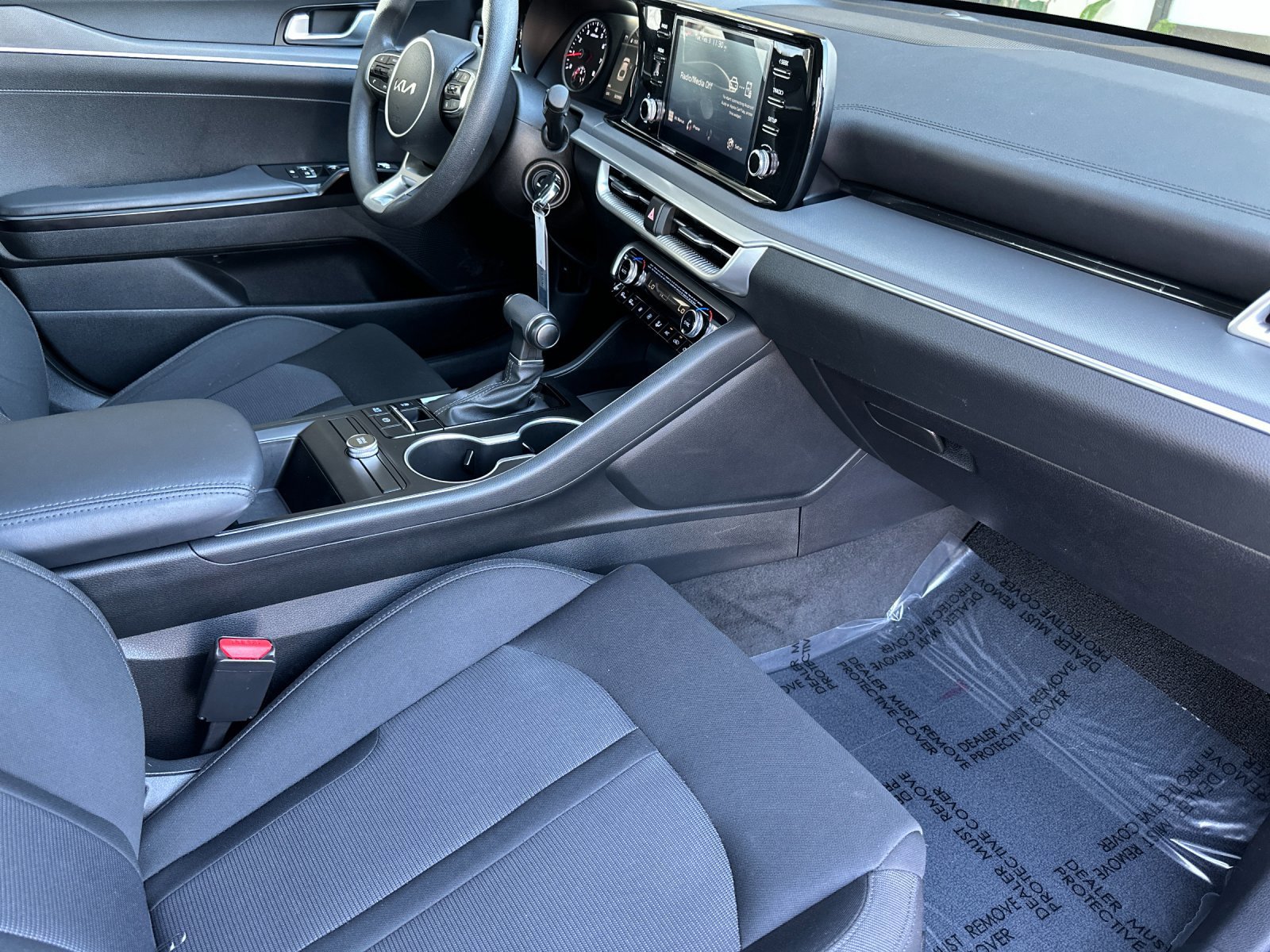 Used 2022 Kia K5 LX image 15