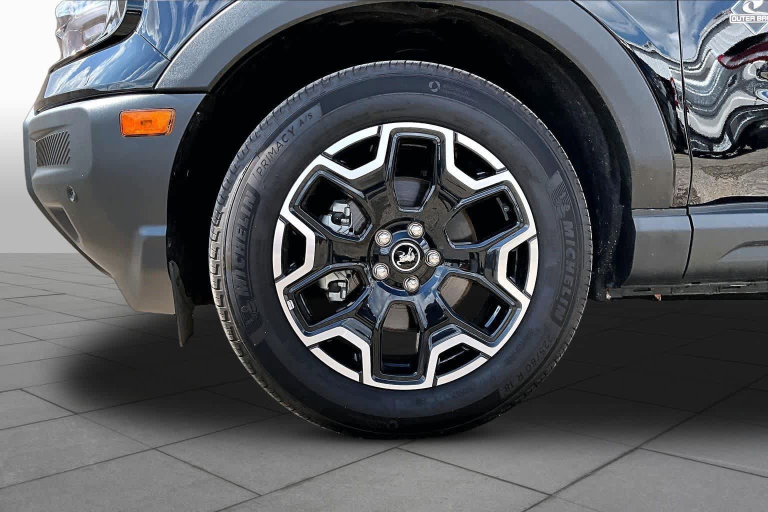 Certified 2025 Ford Bronco Sport Outer Banks w/ Outer Banks Tech Package+ AWD/4WD image 16