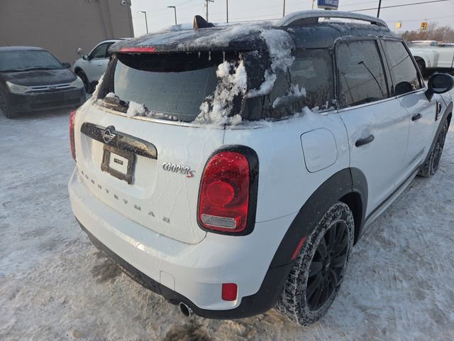 Used 2019 MINI Cooper Countryman S w/ Premium Package image 3