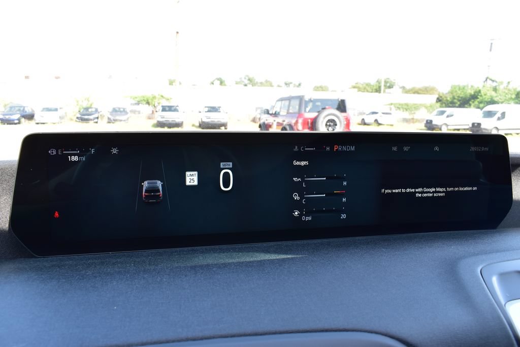 Certified 2025 Ford Expedition Active AWD/4WD image 16