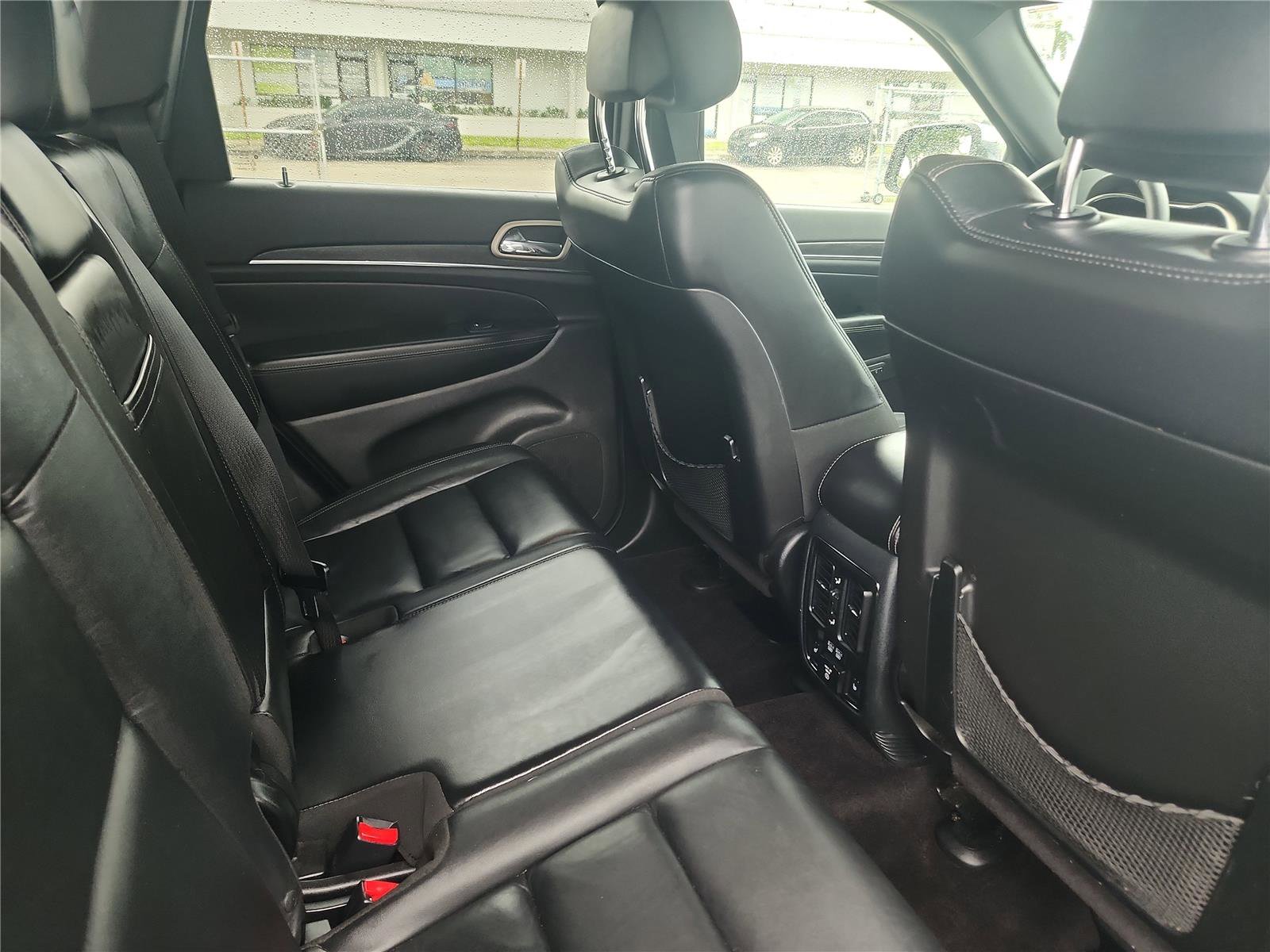 Used 2017 Jeep Grand Cherokee Limited RWD image 21