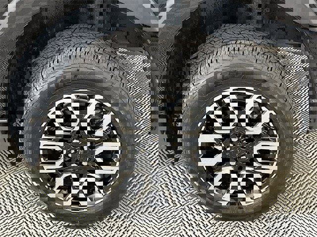 Certified 2022 Ford Maverick Lariat image 21