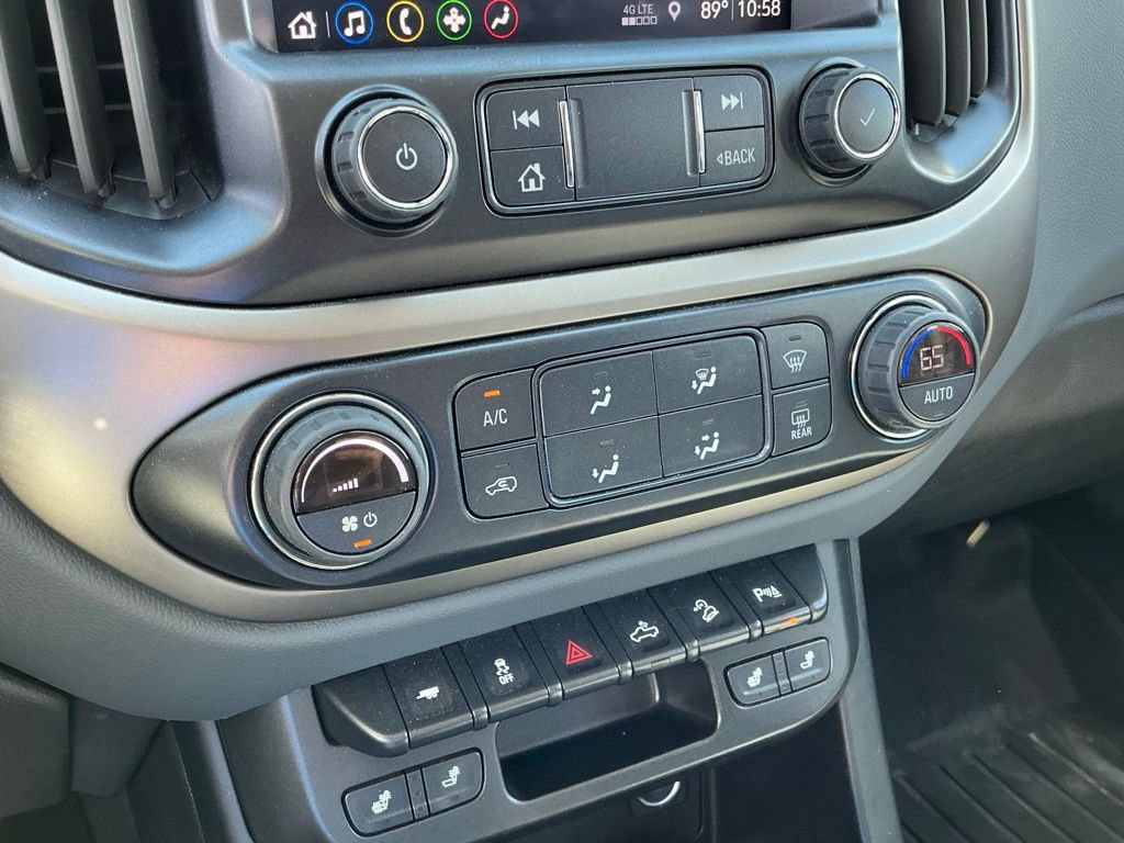 Used 2022 Chevrolet Colorado Z71 AWD/4WD image 38