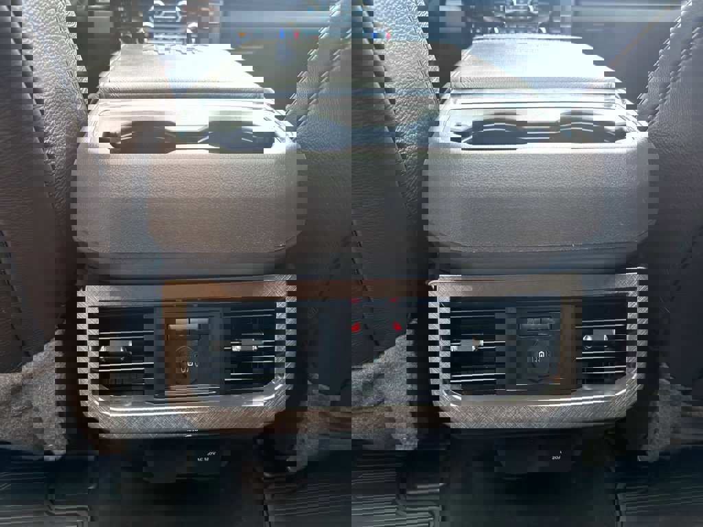 Certified 2024 Ford F350 King Ranch image 43