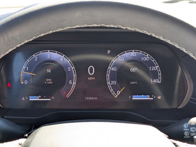 Used 2023 Jeep Grand Cherokee Altitude image 22