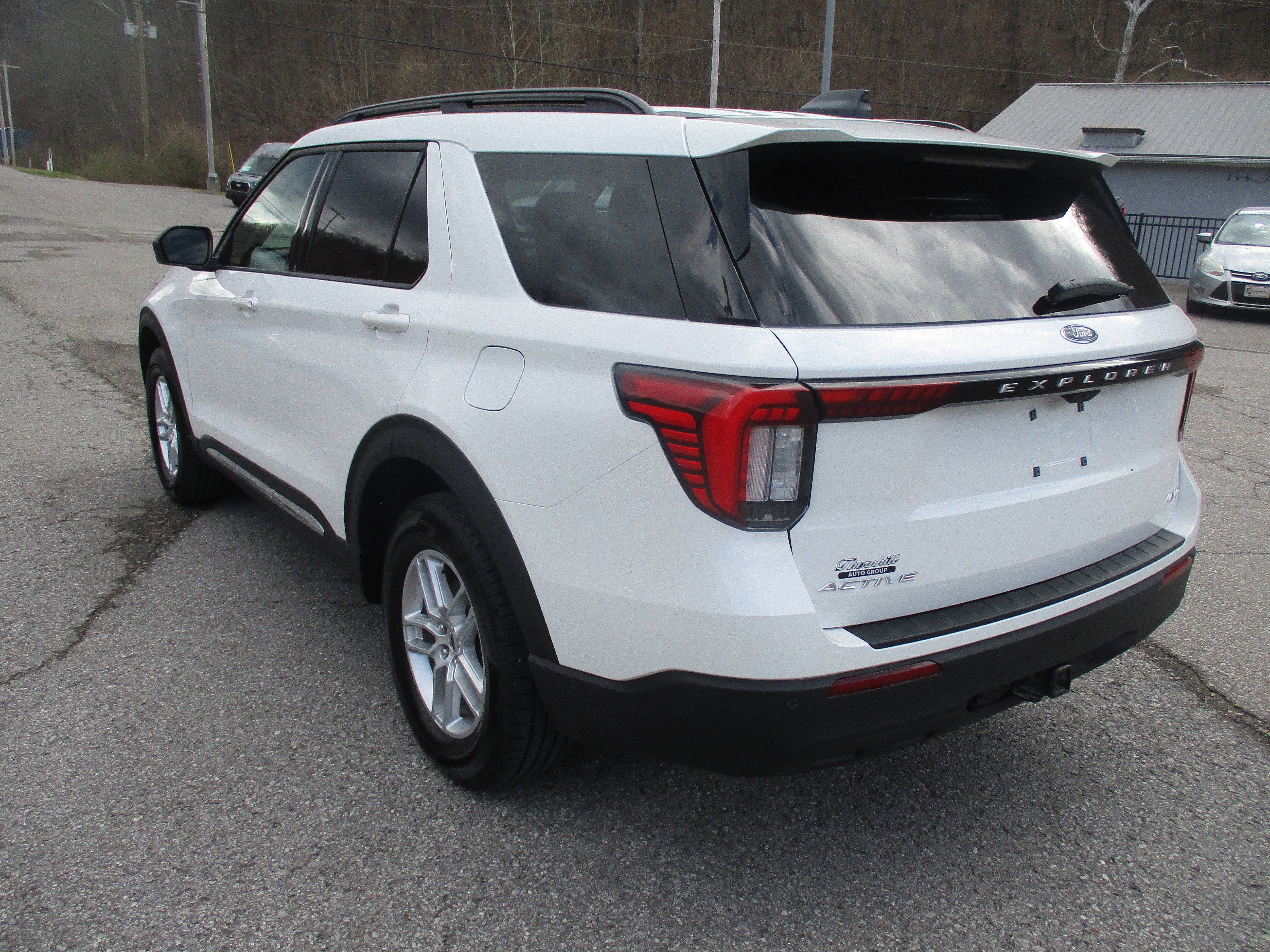 Certified 2025 Ford Explorer Active image 3