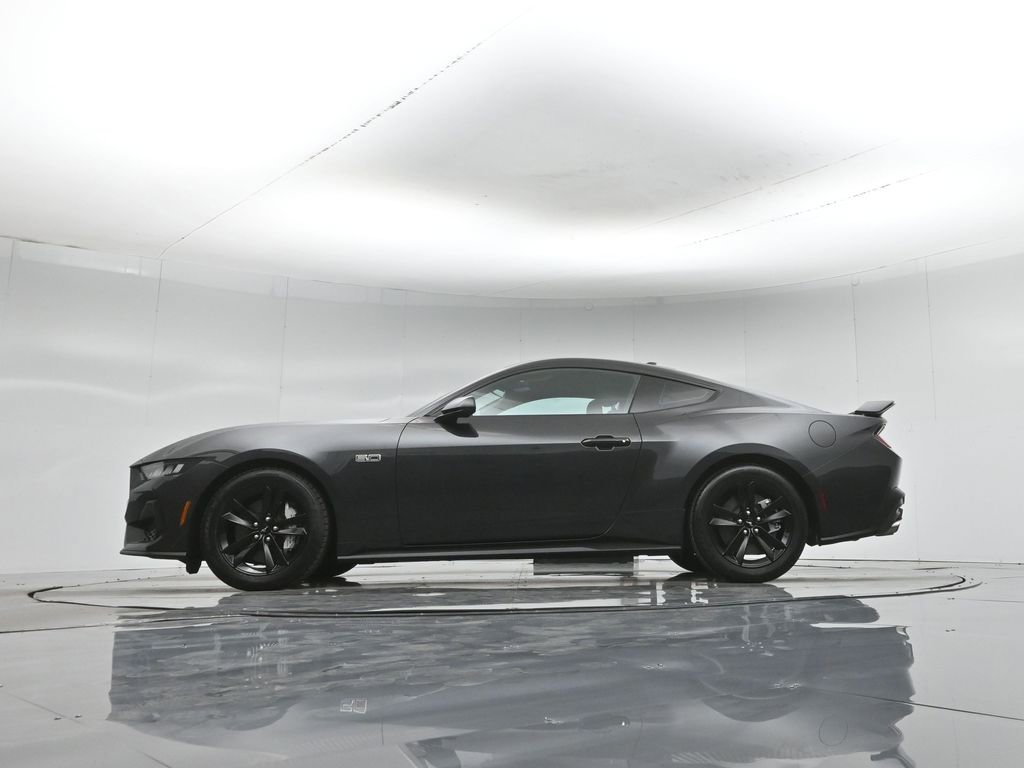 Certified 2024 Ford Mustang GT RWD image 8