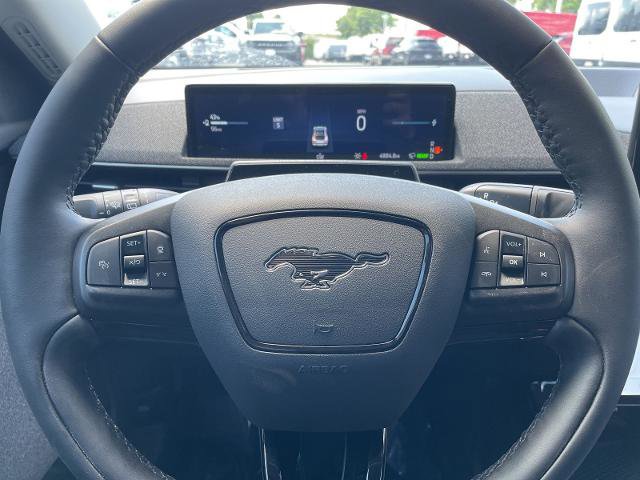Certified 2025 Ford Mustang Mach-E Premium AWD/4WD image 18