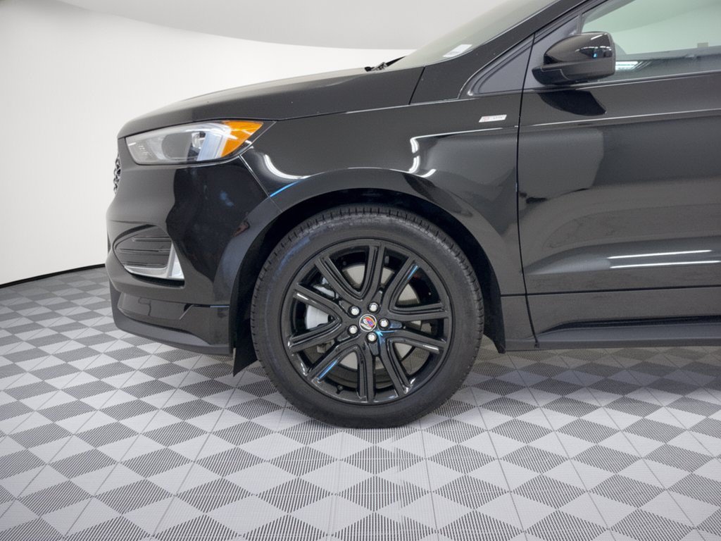 Certified 2023 Ford Edge ST-Line AWD/4WD image 13