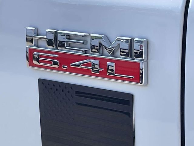 Used 2022 RAM 2500 Tradesman w/ Chrome Appearance Group AWD/4WD image 13