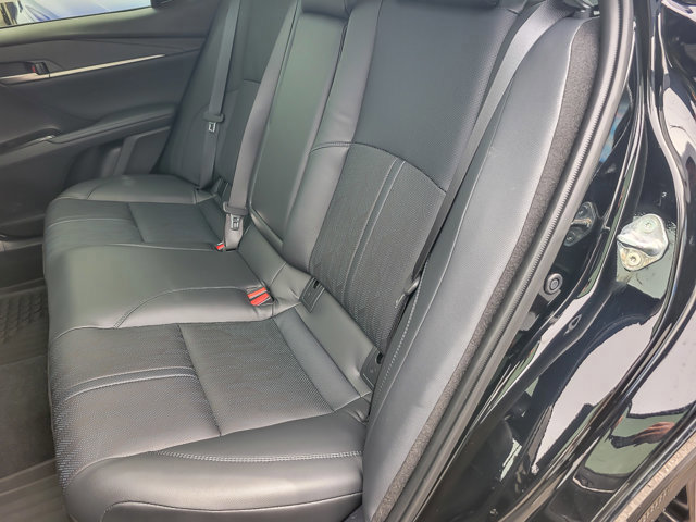 Used 2025 Toyota Camry XSE image 12