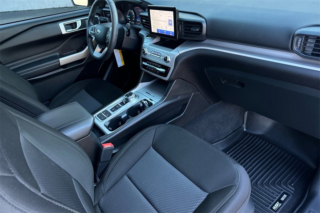 Certified 2023 Ford Explorer XLT image 17