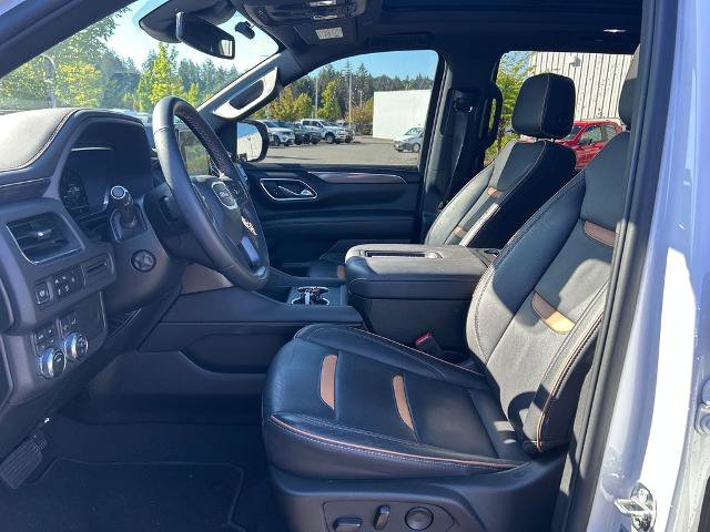 Used 2023 GMC Yukon AT4 AWD/4WD image 6