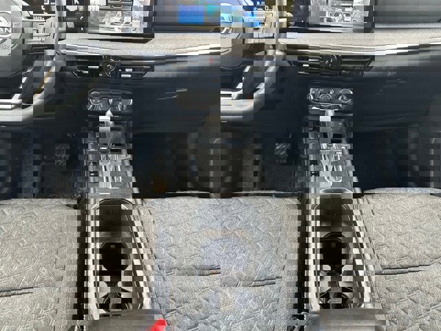 Used 2025 Nissan Kicks SV image 25