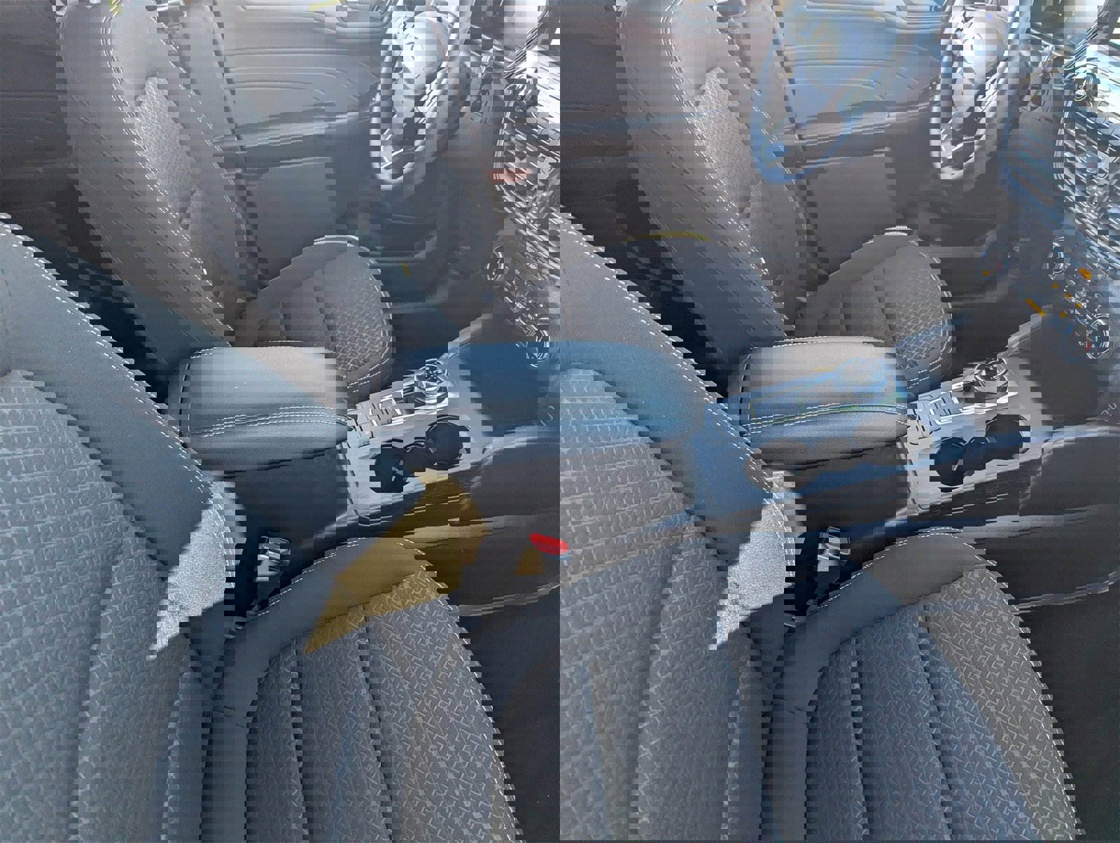 Certified 2025 Ford Escape Active image 12