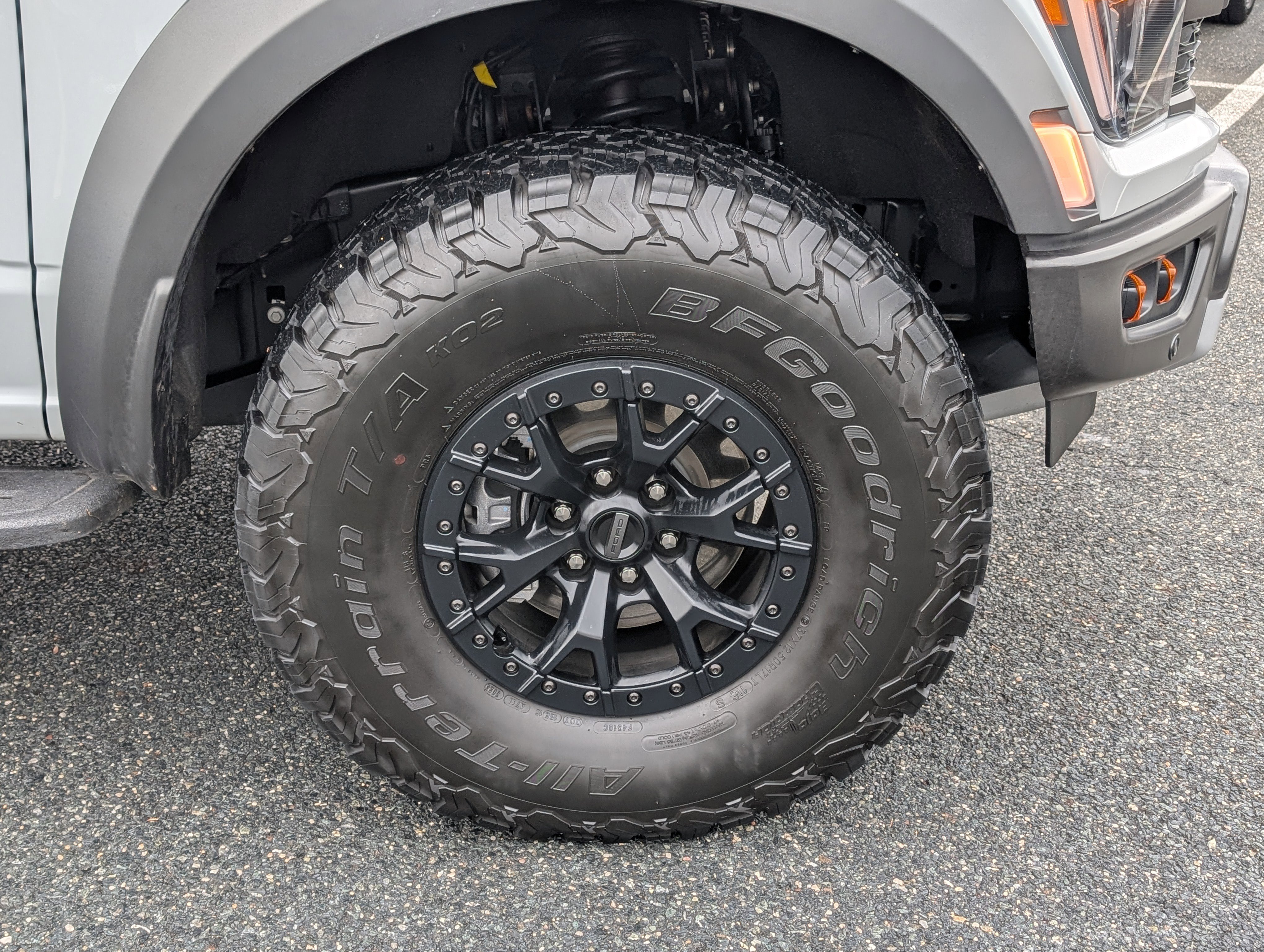 Certified 2023 Ford F150 Raptor w/ Raptor 37 Performance Package image 10