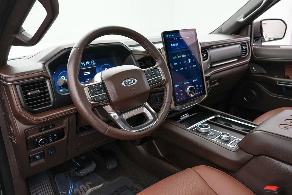 Certified 2024 Ford Expedition King Ranch AWD/4WD image 15
