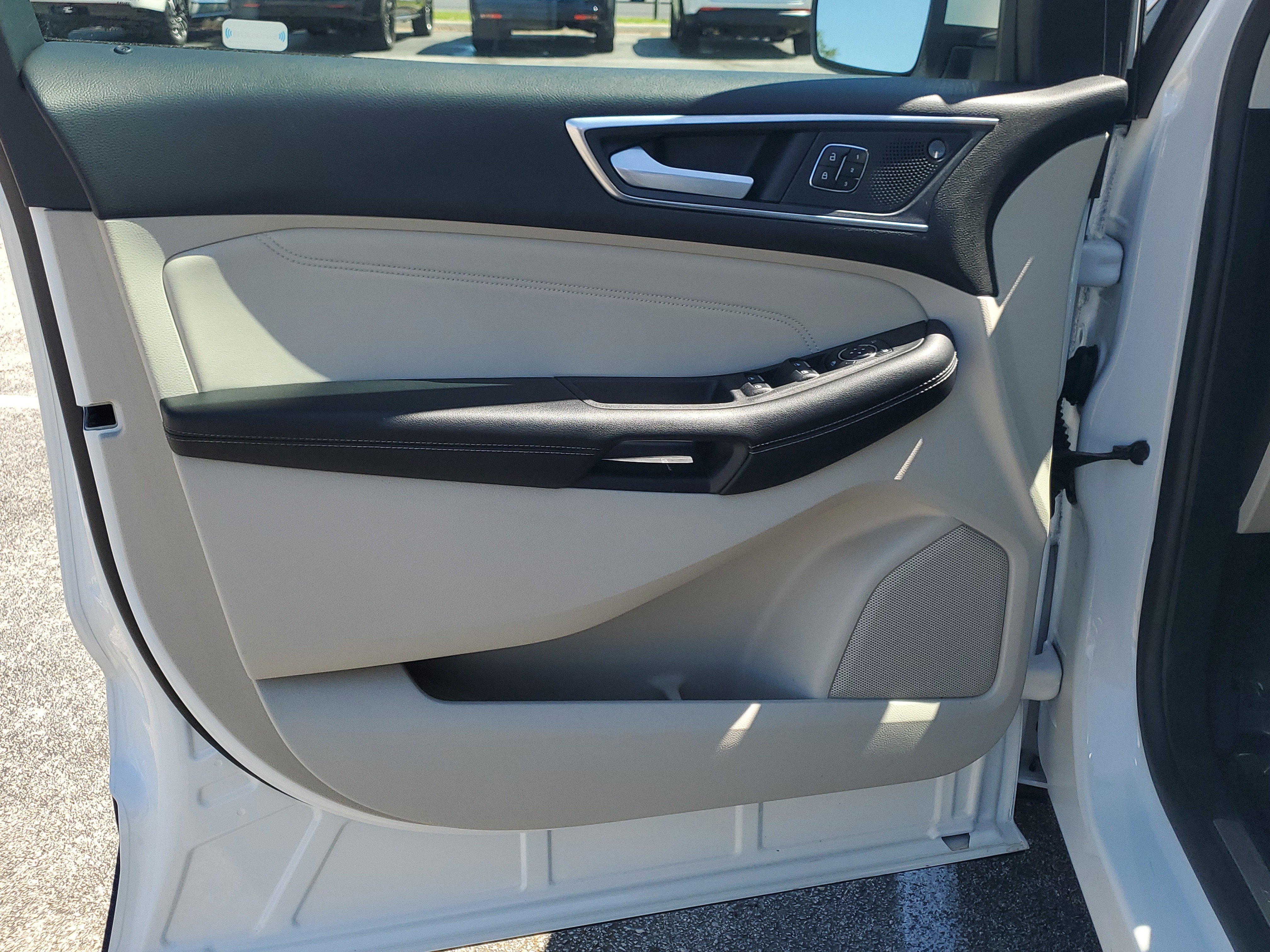 Certified 2023 Ford Edge Titanium w/ Class II Trailer Tow Package image 19