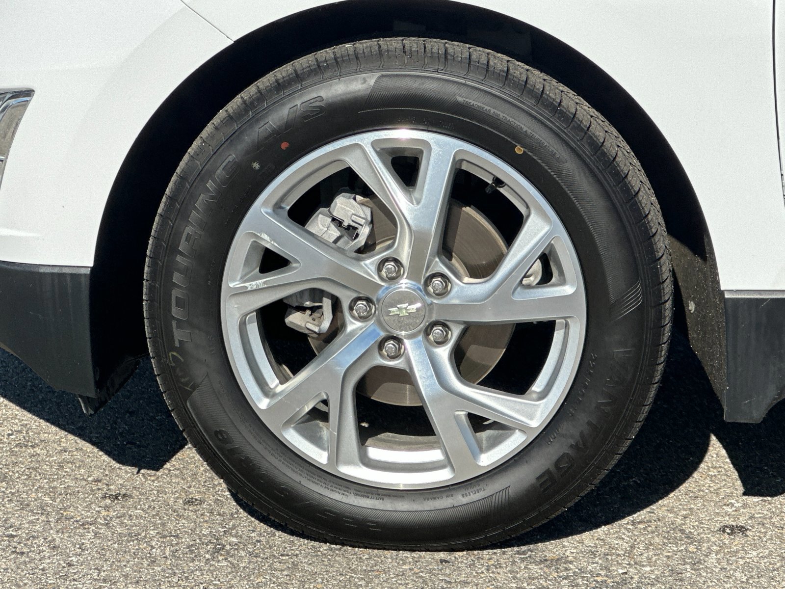 Used 2019 Chevrolet Equinox Premier image 26