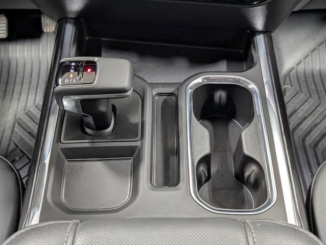 Used 2025 Chevrolet Silverado 1500 LTZ AWD/4WD image 9