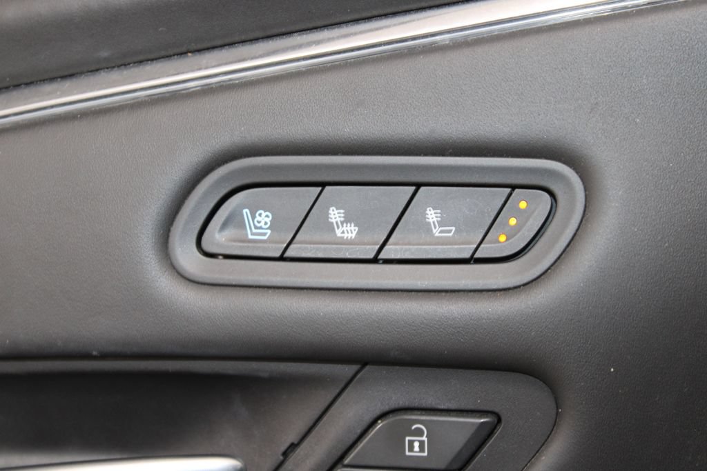 Used 2021 Cadillac Escalade ESV Sport Platinum AWD/4WD image 43