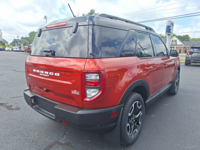 Certified 2024 Ford Bronco Sport Outer Banks w/ Tech Package AWD/4WD image 3