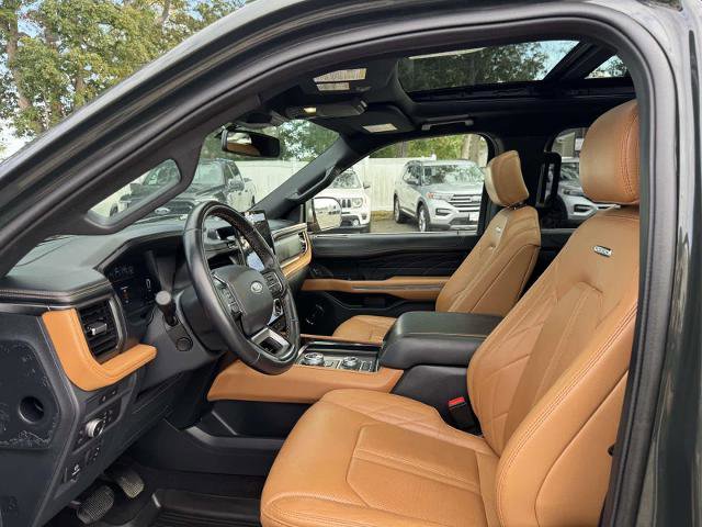 Certified 2022 Ford Expedition Max Platinum image 14