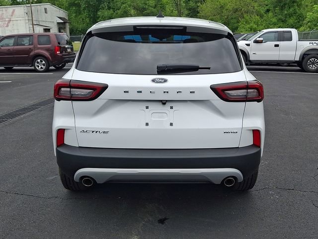 Certified 2023 Ford Escape Active AWD/4WD image 11