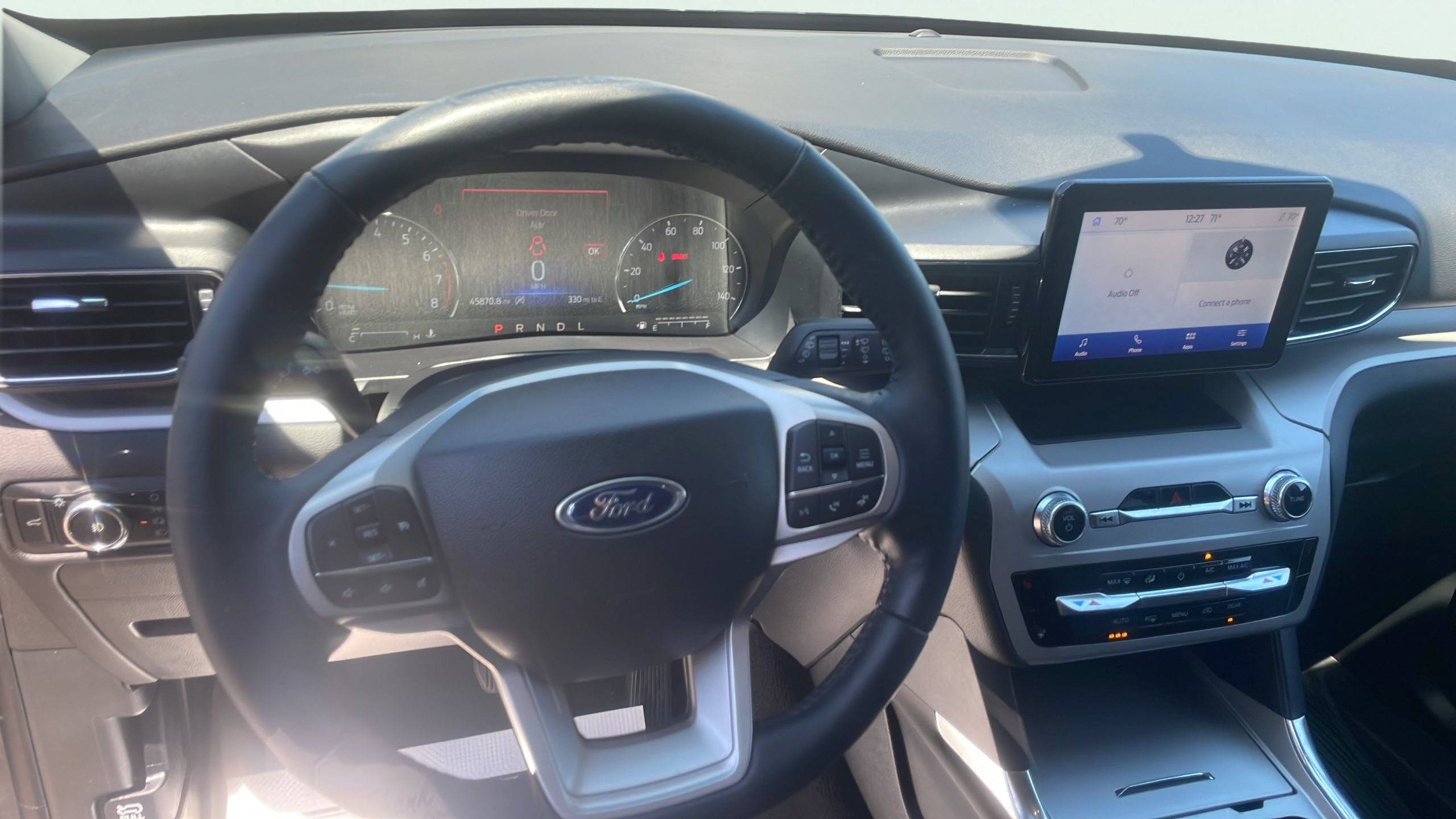 Certified 2023 Ford Explorer XLT w/ Equipment Group 202A AWD/4WD image 16
