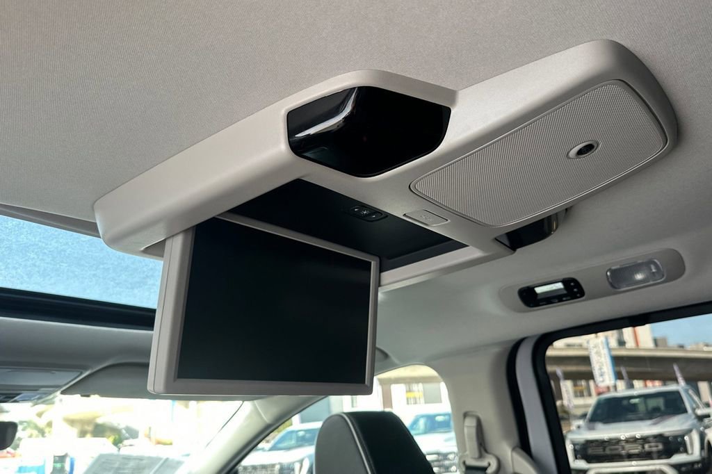 Used 2025 Honda Odyssey Touring image 17