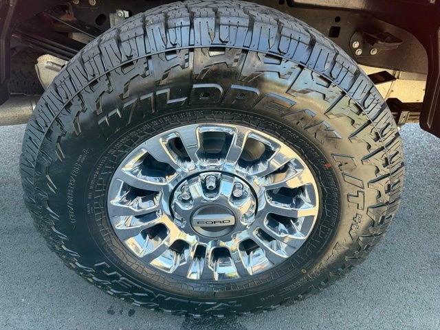 Certified 2022 Ford F350 XLT w/ XLT Premium Package AWD/4WD image 10
