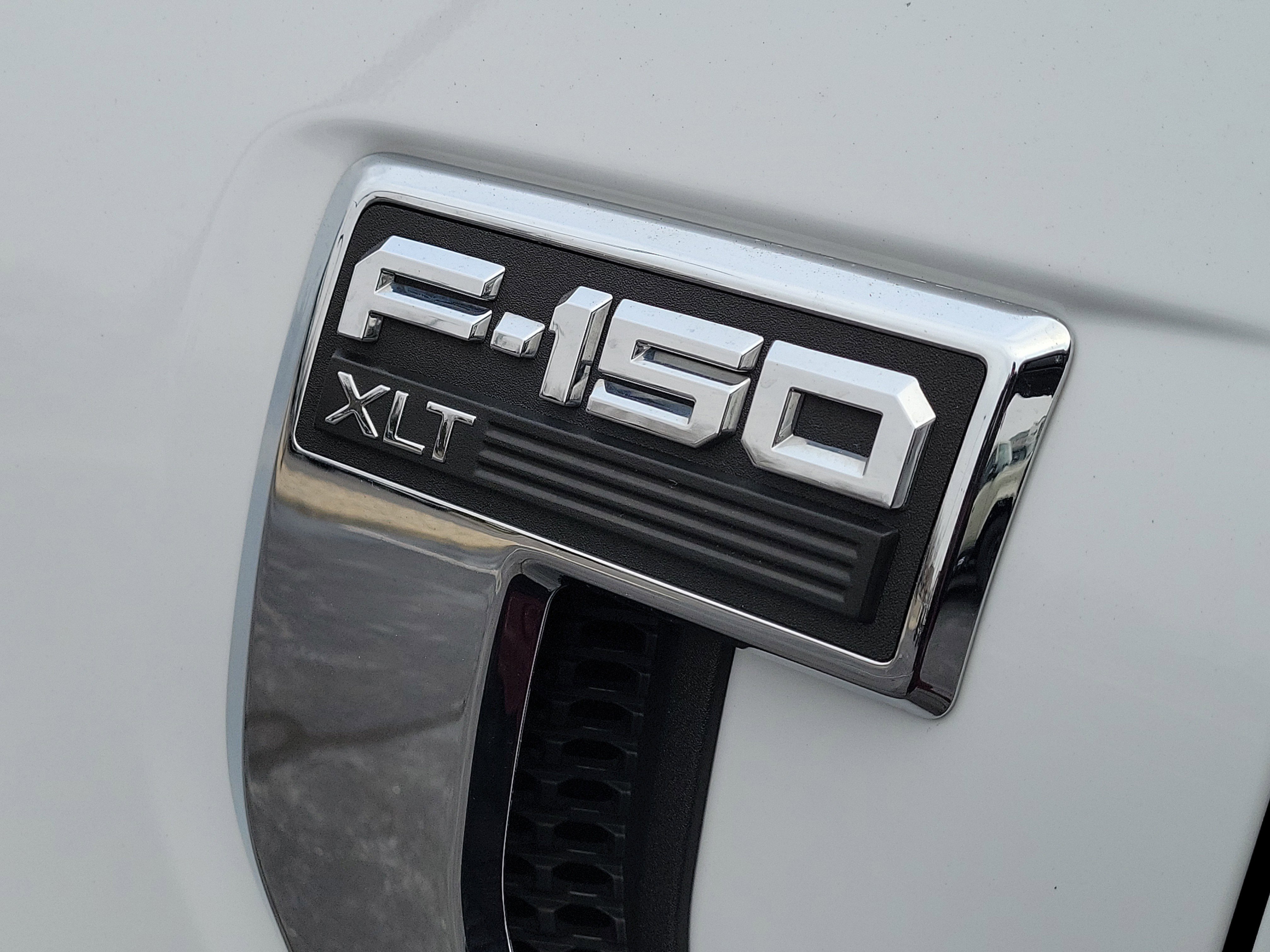 Certified 2021 Ford F150 XLT w/ Equipment Group 301A Mid image 6