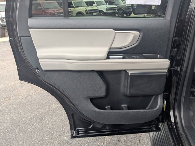 Certified 2025 Ford Expedition Active RWD image 27
