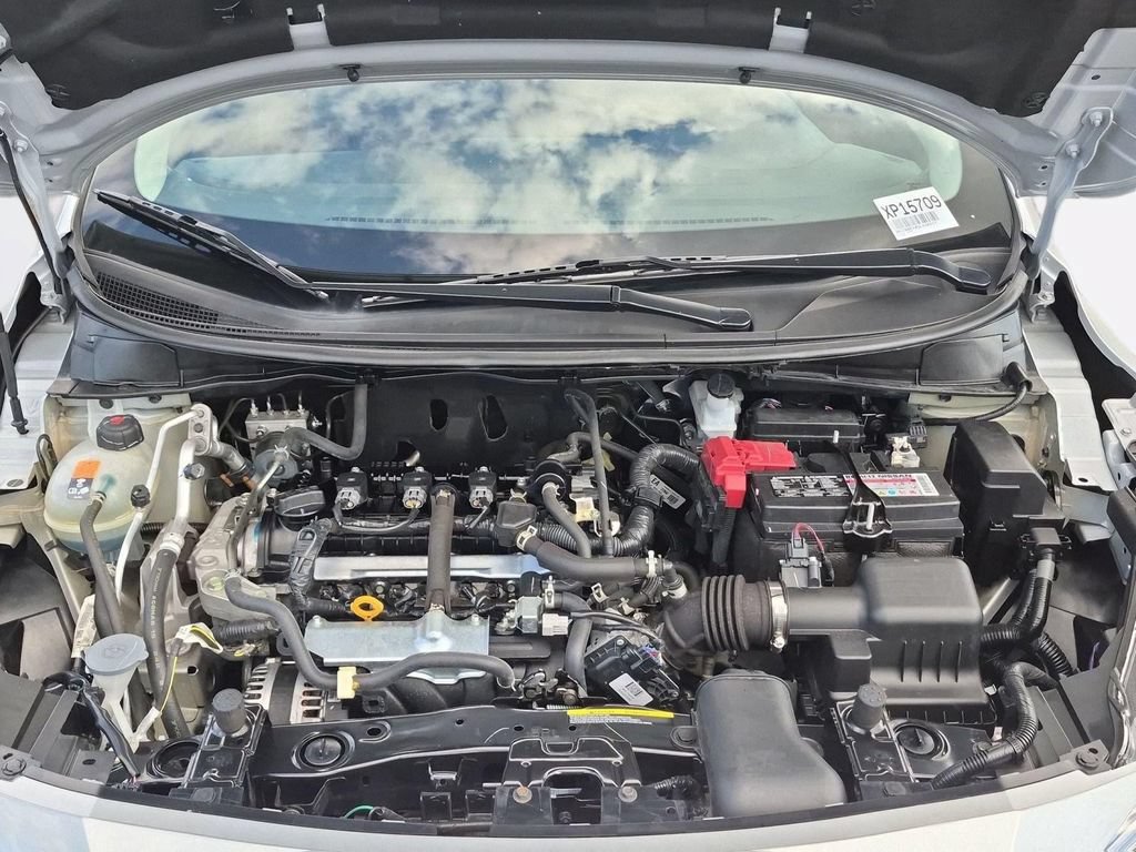 Used 2025 Nissan Versa SV FWD image 30