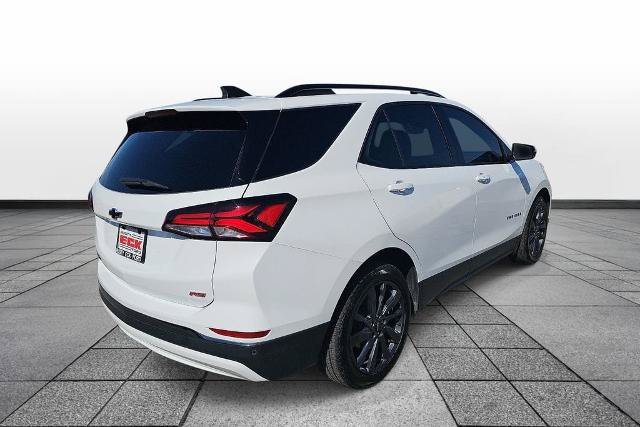 Used 2022 Chevrolet Equinox RS w/ Infotainment Package FWD image 5
