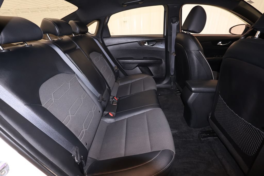 Used 2021 Kia Forte GT-Line w/ GT-Line Premium Package FWD image 18