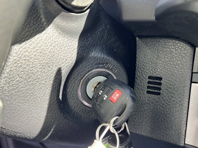 Used 2020 Toyota Tacoma SR AWD/4WD image 19