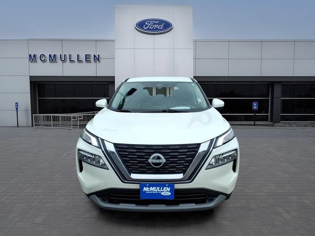 Used 2023 Nissan Rogue SV AWD/4WD image 2