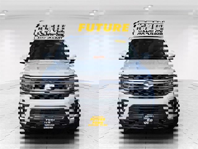 Certified 2022 Ford Expedition XLT image 5
