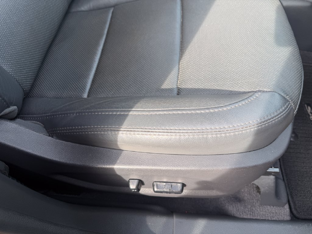 Used 2017 Hyundai Santa Fe Sport FWD image 18