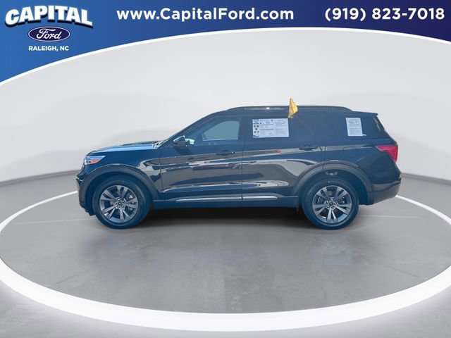 Certified 2023 Ford Explorer XLT w/ Equipment Group 202A image 3