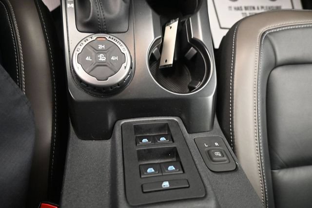Certified 2025 Ford Bronco Outer Banks AWD/4WD image 15