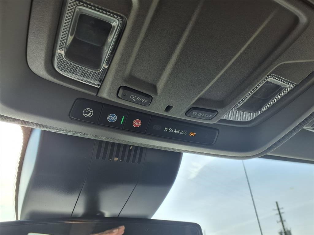 Used 2025 Chevrolet Silverado 1500 LT image 14