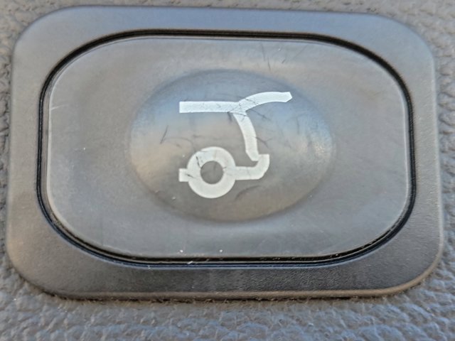 Certified 2018 Ford Escape SEL w/ Ford Safe & Smart Package image 13