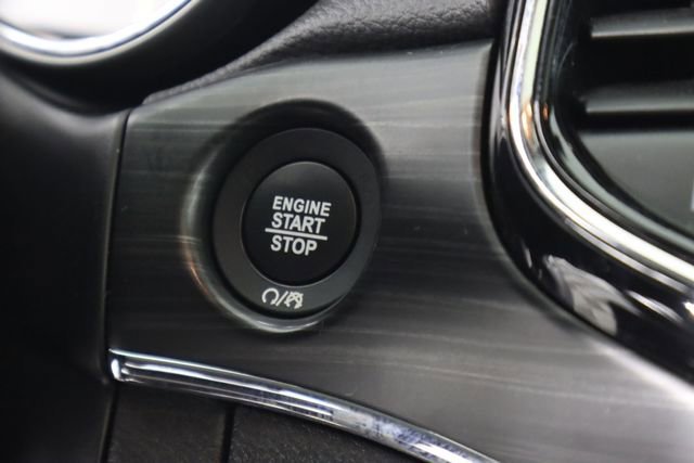 Used 2019 Jeep Grand Cherokee Limited w/ Luxury Group II image 44