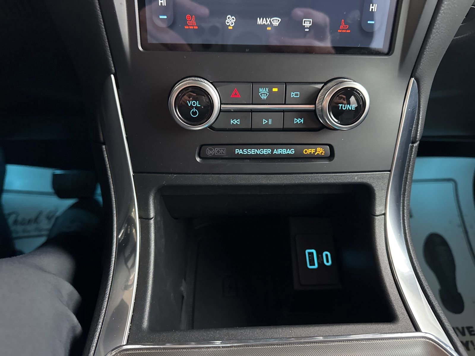 Certified 2024 Ford Edge Titanium w/ Equipment Group 301A image 34