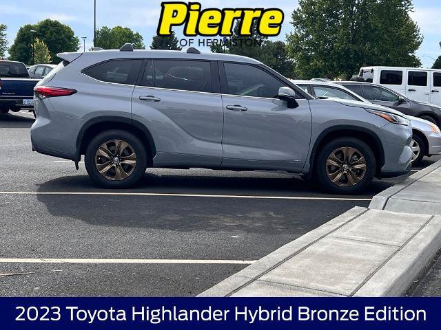 Used 2023 Toyota Highlander Bronze Edition